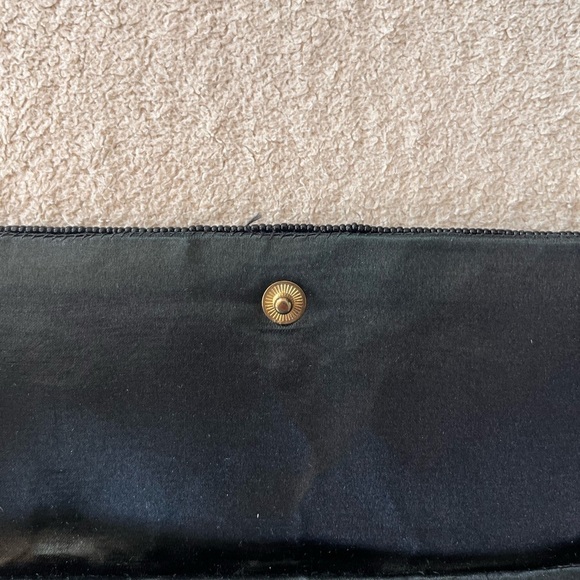 Vintage 1980s Minimalist Glam Black Beaded Clutch - Picture 14 of 15